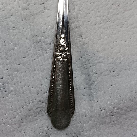 Wm Rogers Vintage Silverplate Flatware set - 1937 - Memory Hiawatha pattern - Picture 3 of 14